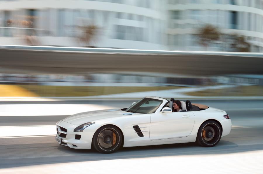  Mercedes-Benz SLS AMG Roadster 2012 года  (фото 48 из 198)